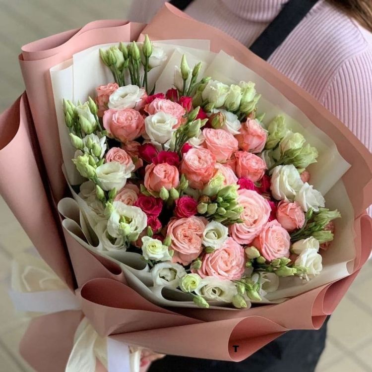 Неожиданный роман от 4 850 руб.